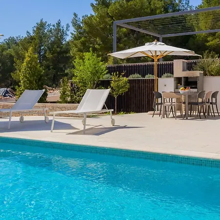 Luxury Duboka View
