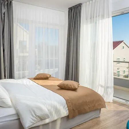 Villa Luxury Duboka View *